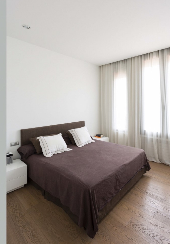 Dormitorio piso lujo alquiler Valencia | RIMONTGÓ Inmobiliaria